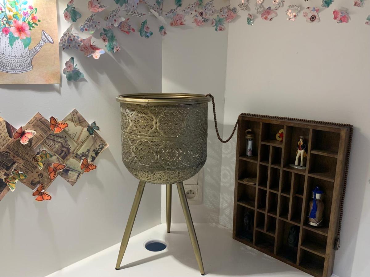 Le Pavillon De Flore By Maison Brasseurs D'etoiles * Lüttich